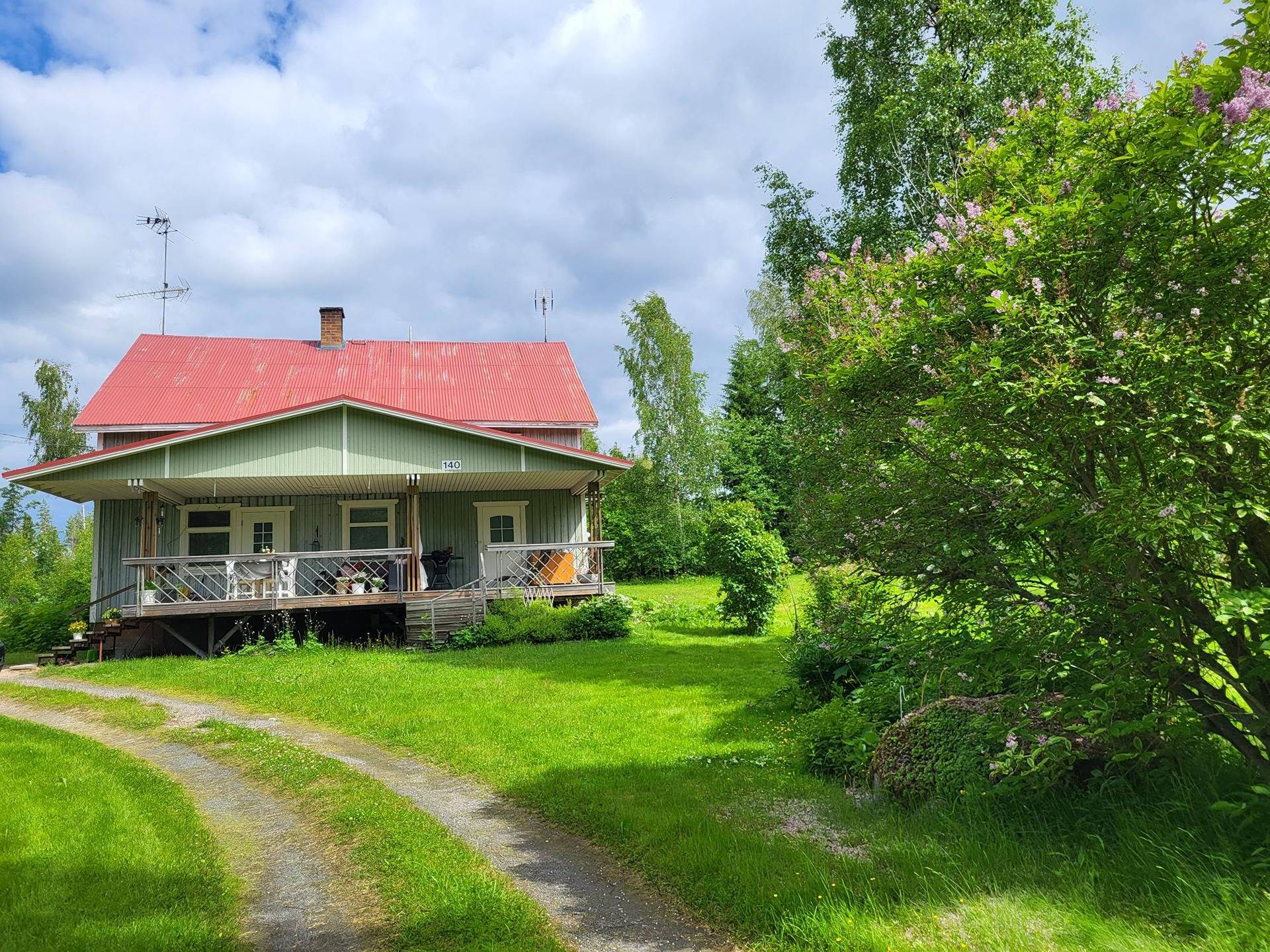 Omakotitalo ja metsää Myllyjoentie, Kihniö 3