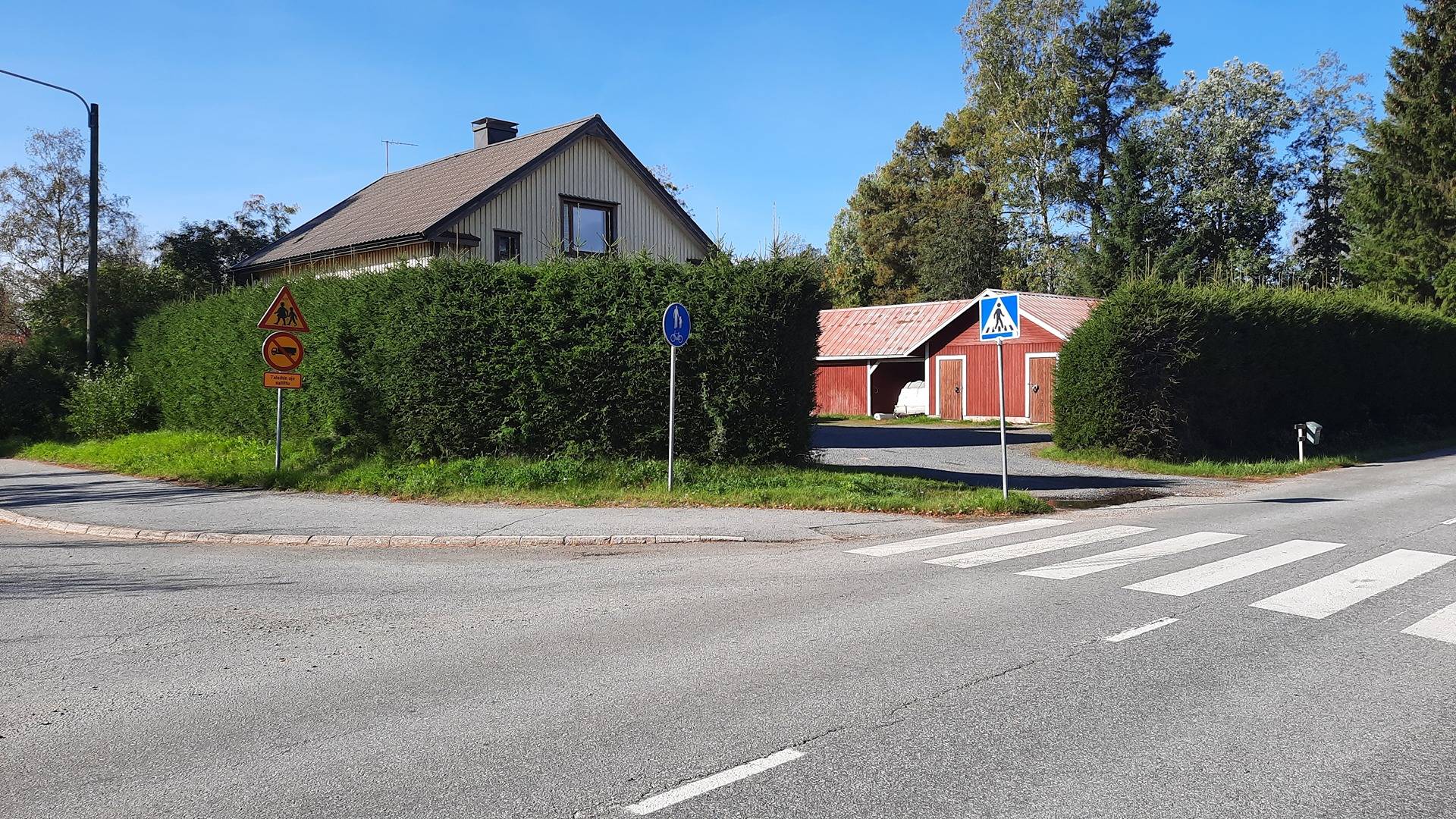 Cover photo for the object Tontti 743-51-1012-9